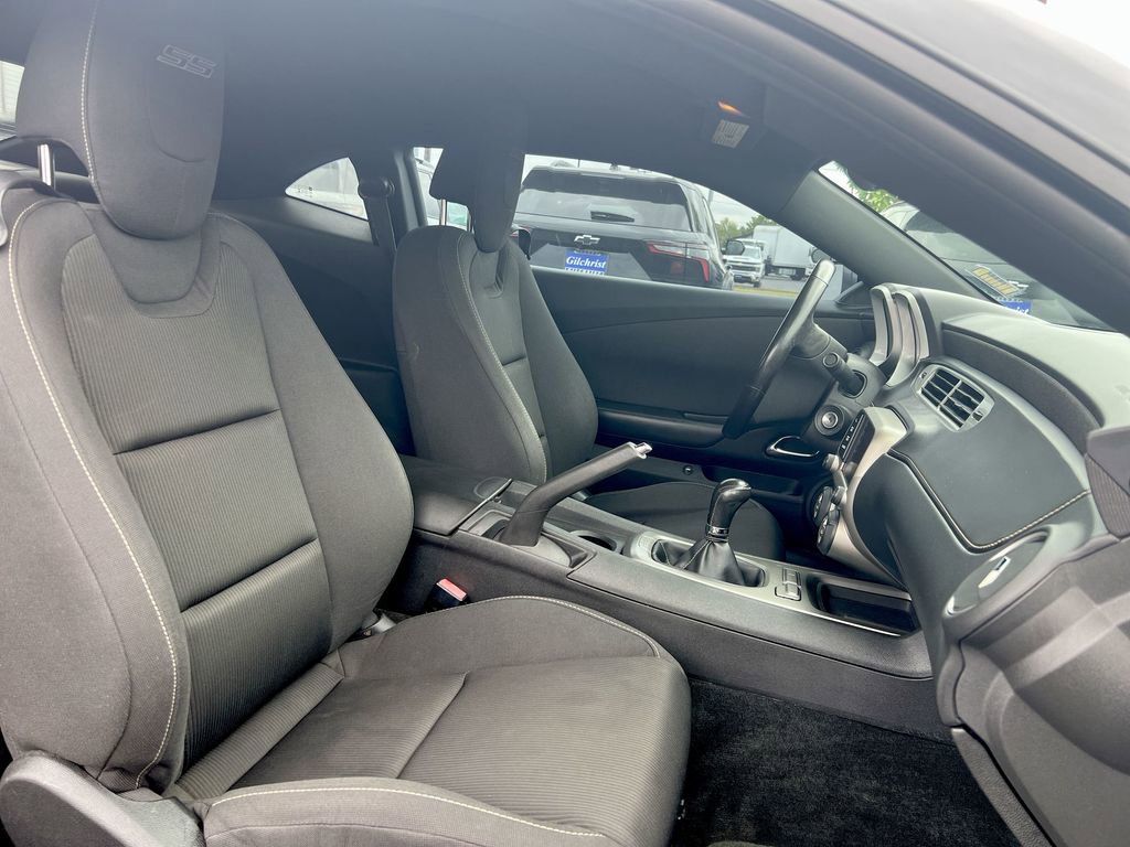 Used 2014 Chevrolet Camaro SS w/ RS Package RWD image 21