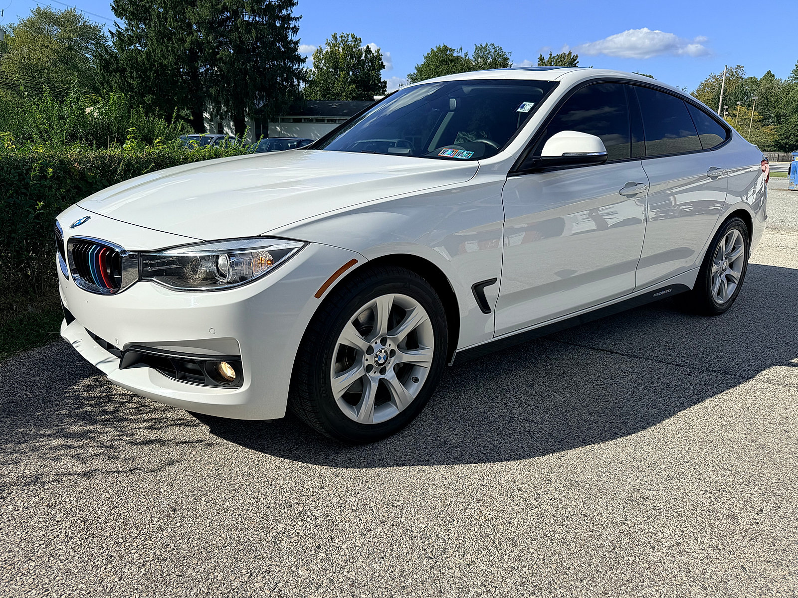 Used 2015 BMW 335i Gran Turismo xDrive AWD/4WD image 9