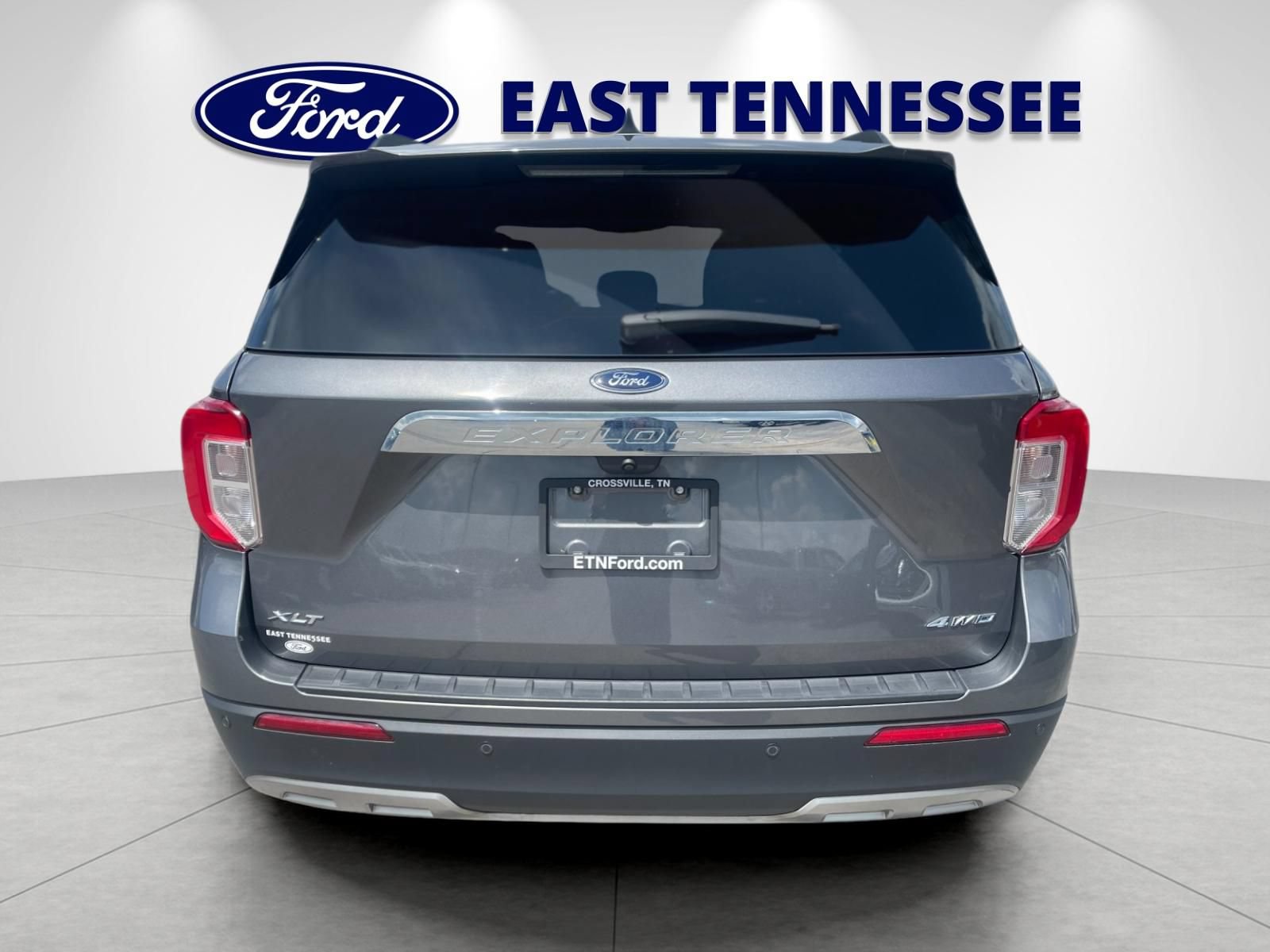 Used 2023 Ford Explorer XLT w/ Equipment Group 202A AWD/4WD image 4