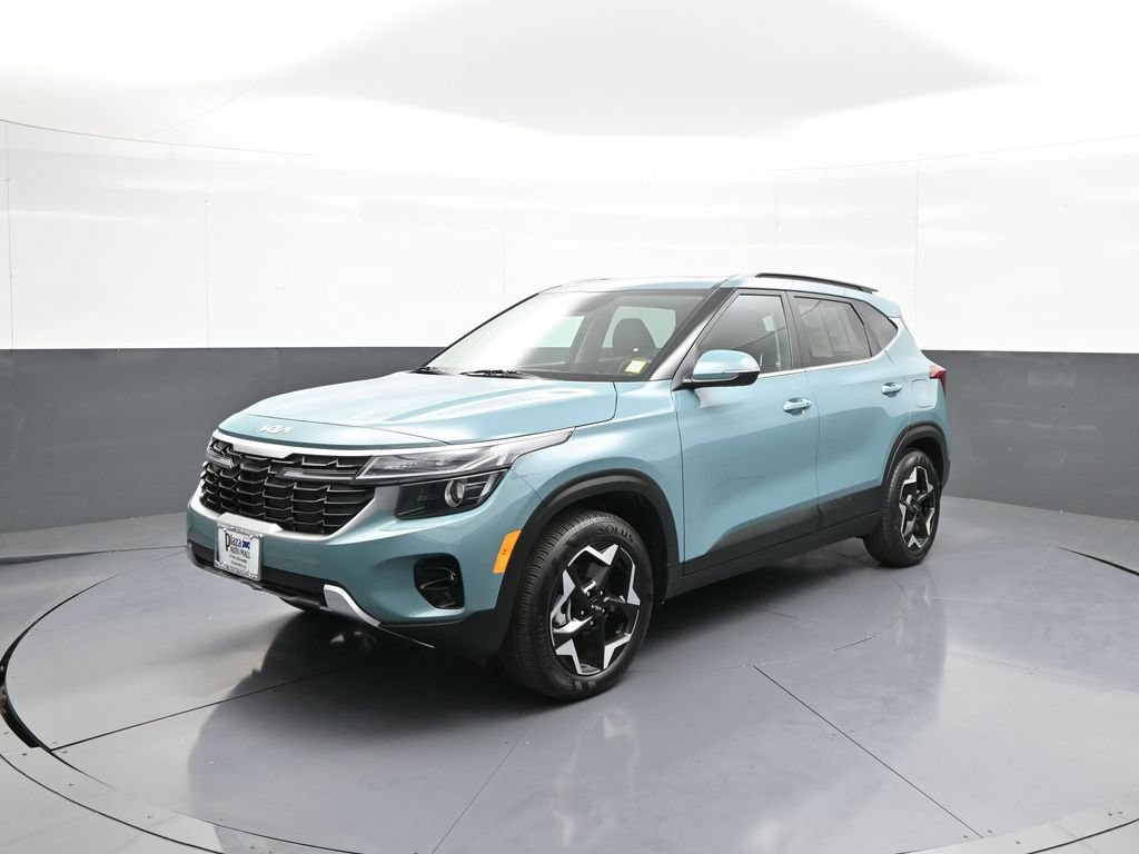 Certified 2025 Kia Seltos EX w/ EX Sunroof Package