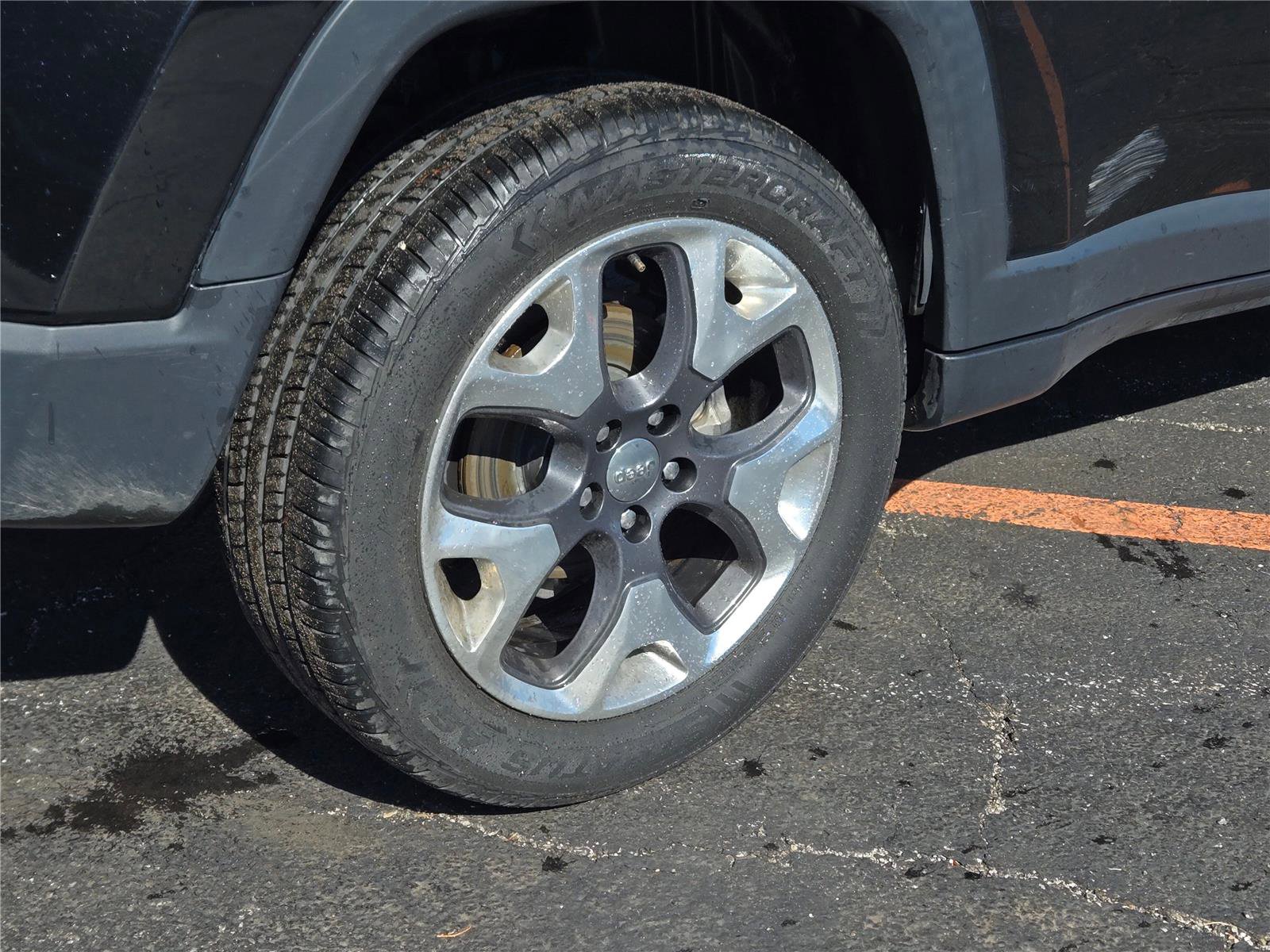 Used 2019 Jeep Compass Limited w/ Safety & Security Group image 10