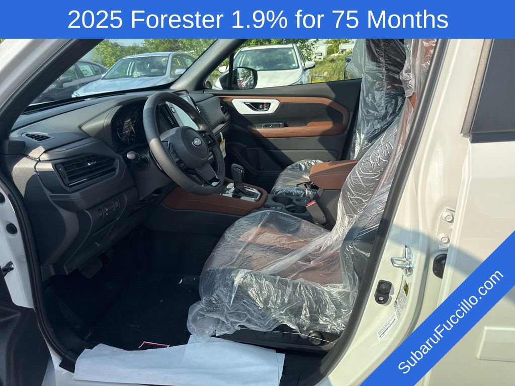 New 2025 Subaru Forester Touring AWD/4WD image 11