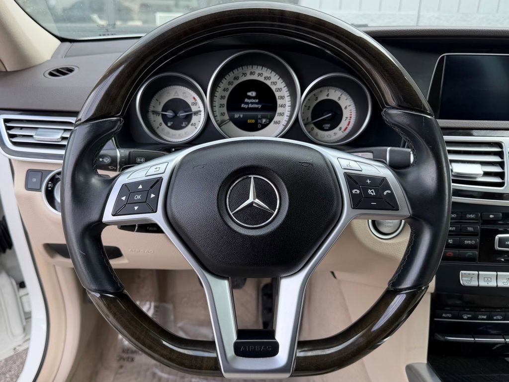 Used 2014 Mercedes-Benz E 350 Sedan image 35