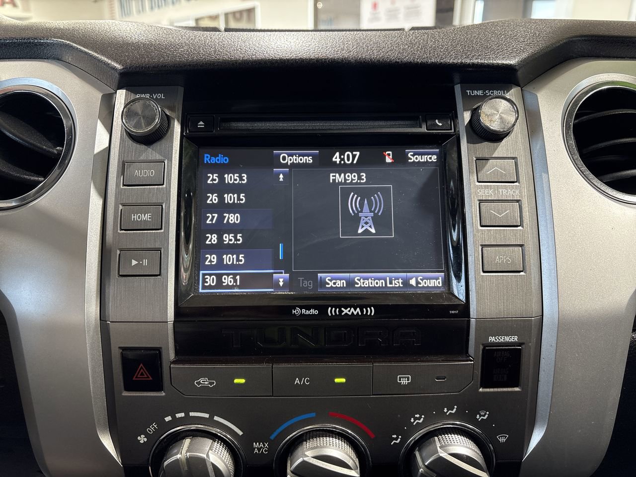 Used 2016 Toyota Tundra SR5 RWD image 16