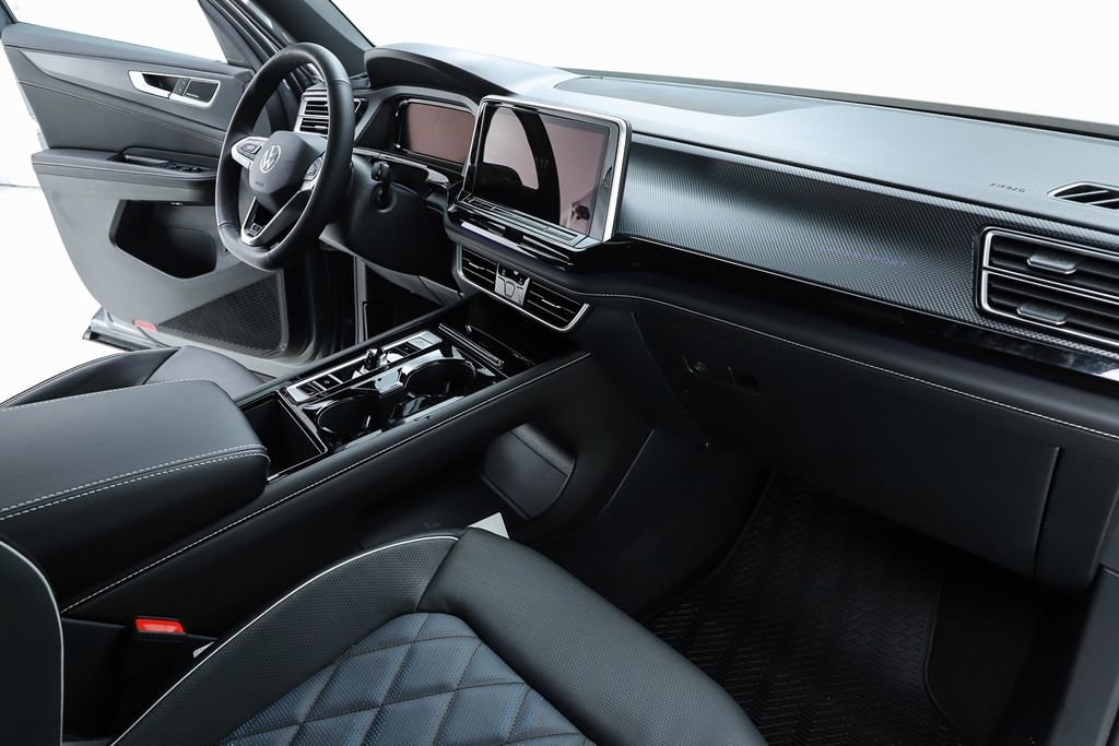 New 2026 Volkswagen Atlas Cross Sport SEL Premium R-Line image 33