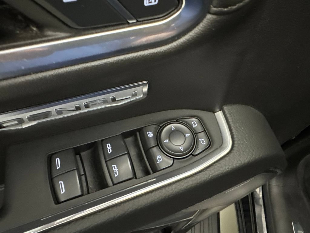 Used 2024 GMC Sierra 1500 Denali AWD/4WD image 24