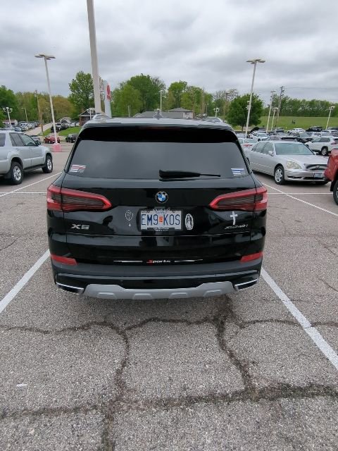 Used 2020 BMW X5 xDrive40i w/ Convenience Package AWD/4WD image 4