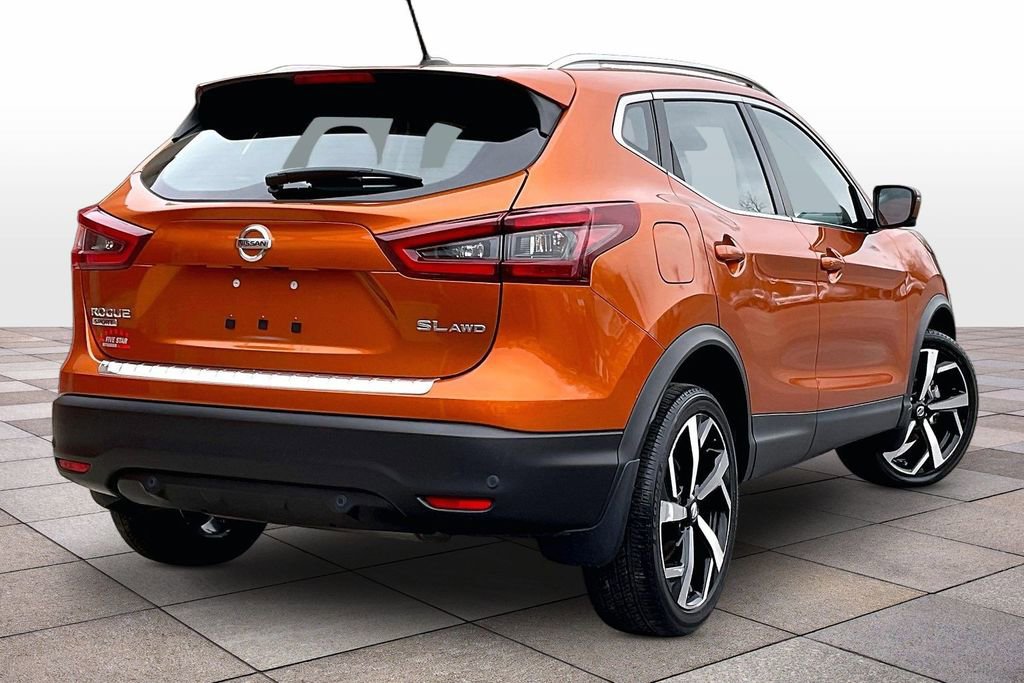 Used 2022 Nissan Rogue Sport SL image 12