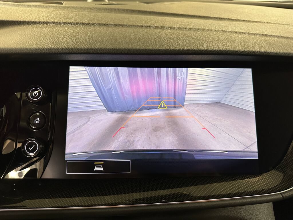Used 2021 Buick Envision Preferred FWD image 12