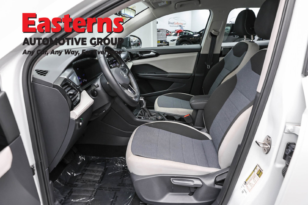 Used 2025 Volkswagen Taos S AWD/4WD image 15