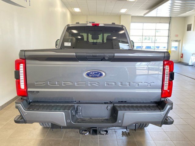 New 2026 Ford F350 4x4 SuperCab Super Duty image 13