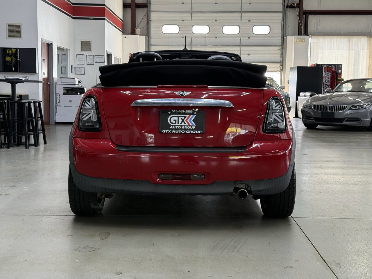 Used 2011 MINI Cooper Convertible image 12