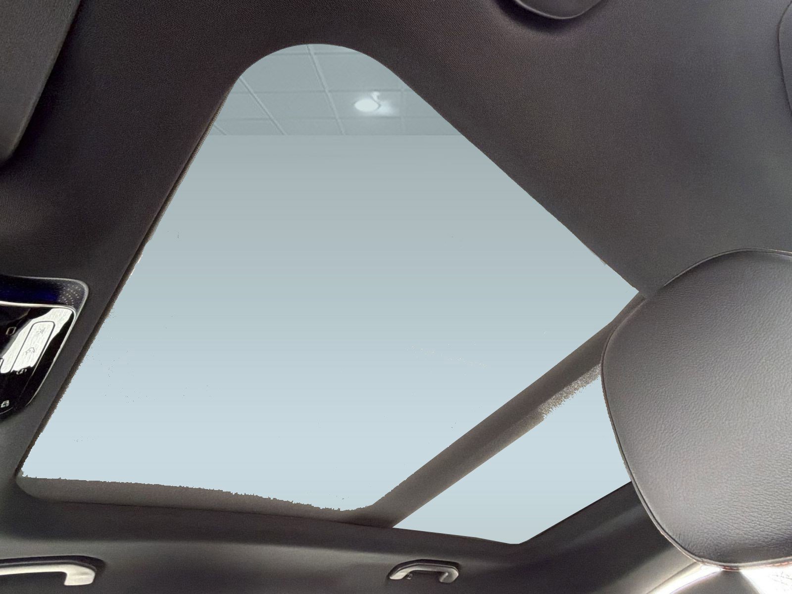 New 2026 Mercedes-Benz GLC 43 AMG 4MATIC image 16