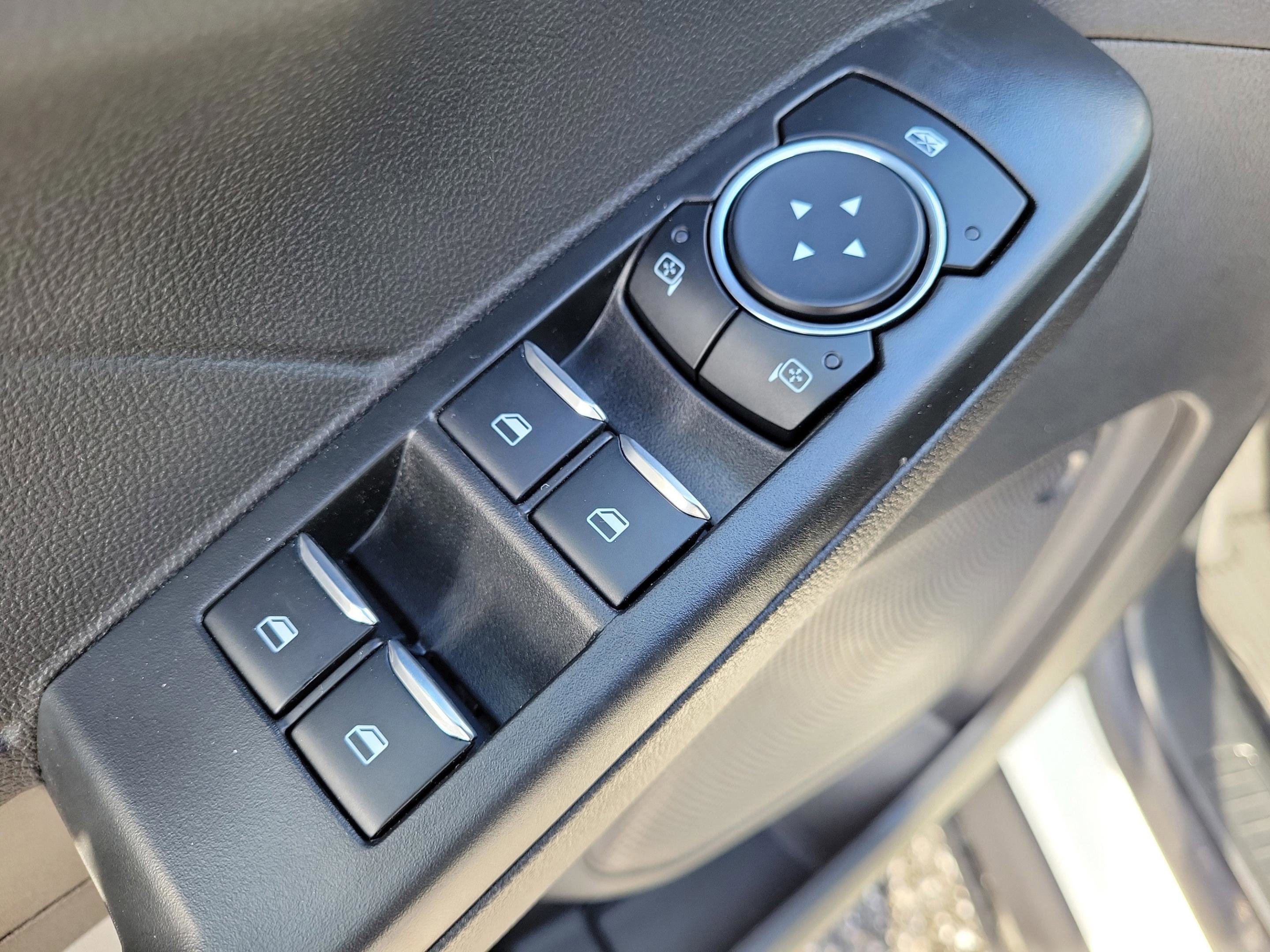 New 2026 Ford Escape ST-Line w/ Cold Weather Package image 10