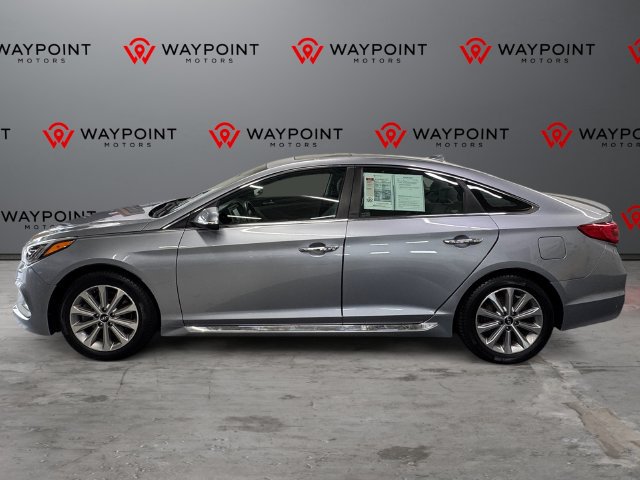 Used 2017 Hyundai Sonata Limited w/ Ultimate Package 04 FWD image 9