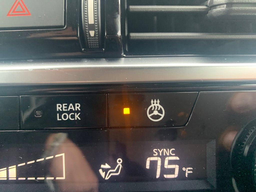 Certified 2024 Nissan Pathfinder SL AWD/4WD image 28