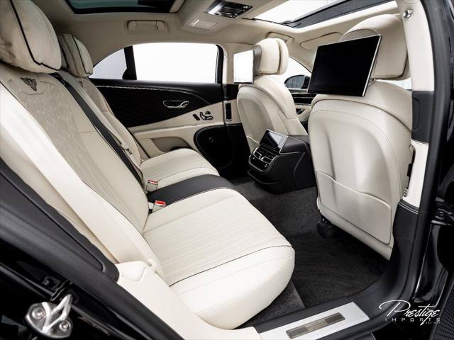 Used 2022 Bentley Flying Spur W12 AWD/4WD image 35