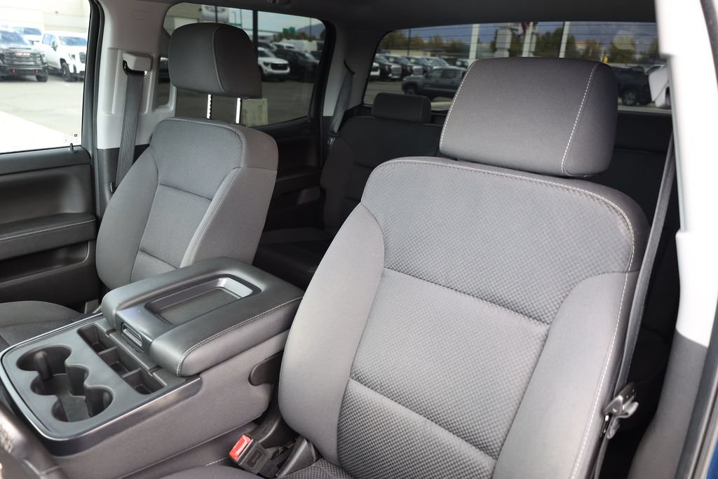Used 2018 Chevrolet Silverado 1500 LT w/ Texas Edition RWD image 16
