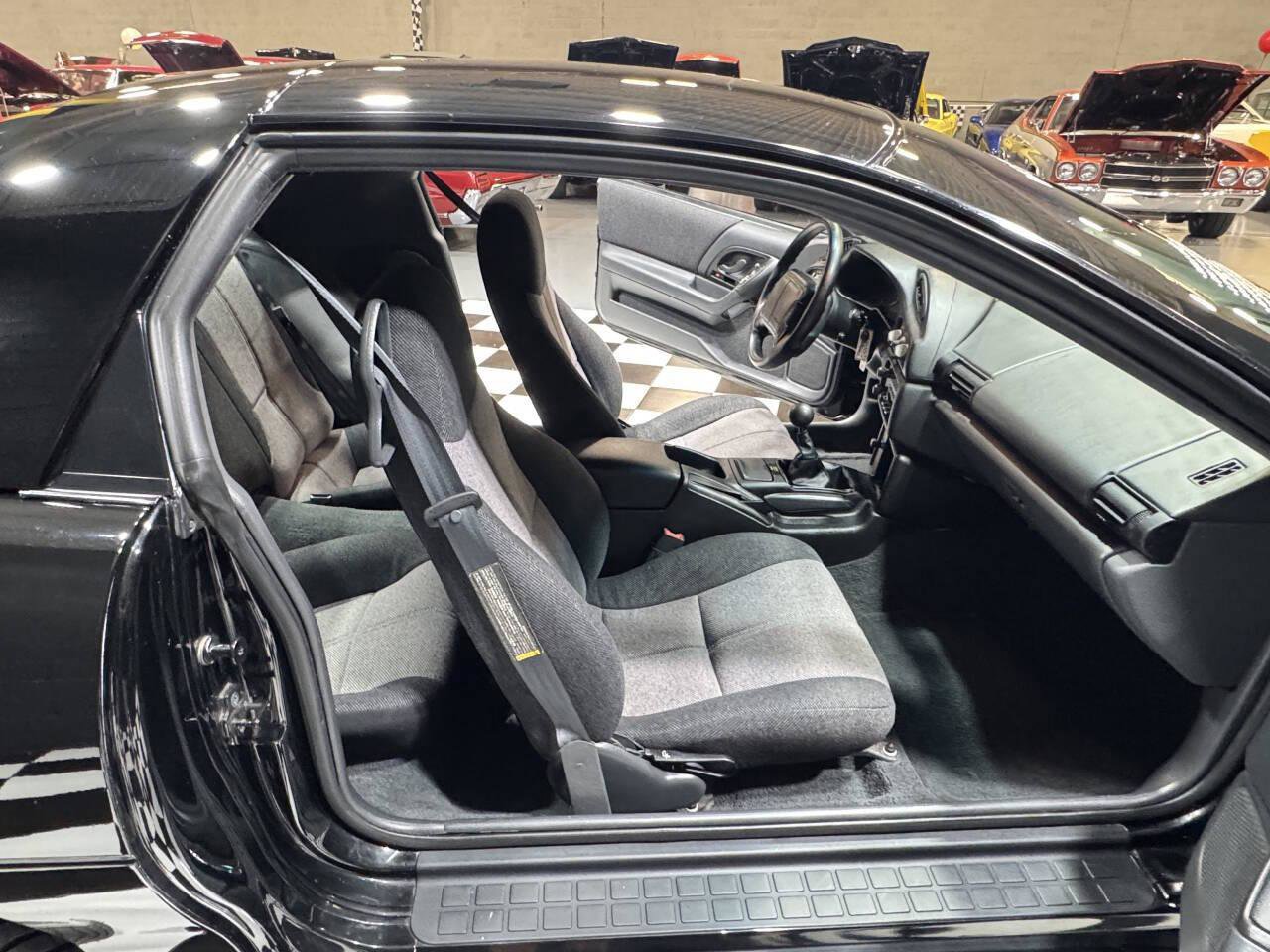 Used 1993 Chevrolet Camaro Z28 image 5