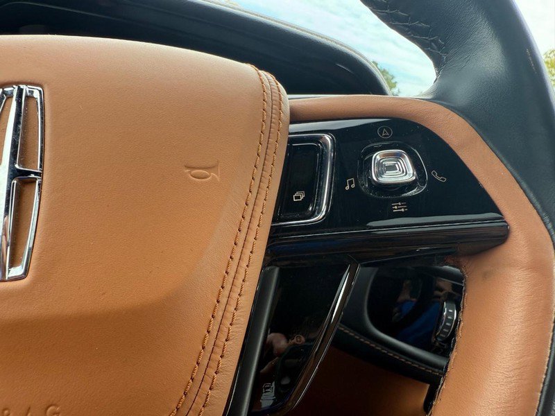 Used 2023 Lincoln Aviator Black Label image 23