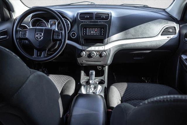 Used 2020 Dodge Journey SE image 19