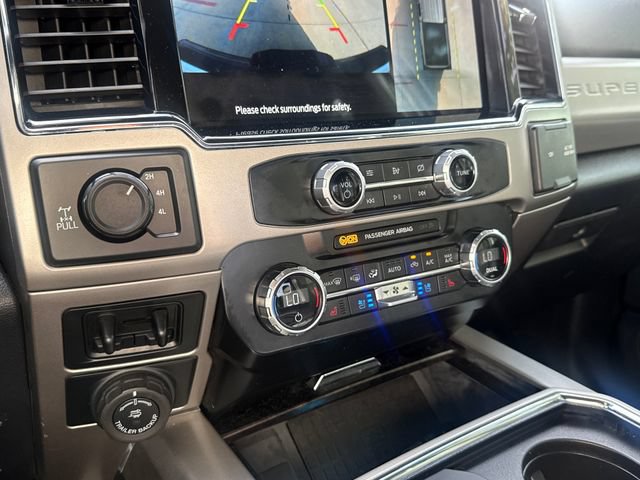 Used 2022 Ford F250 Lariat w/ Lariat Ultimate Package AWD/4WD image 25