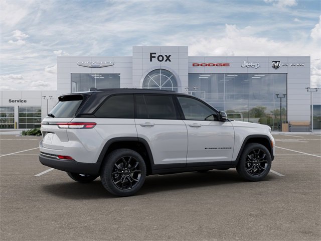 New 2025 Jeep Grand Cherokee Limited image 4