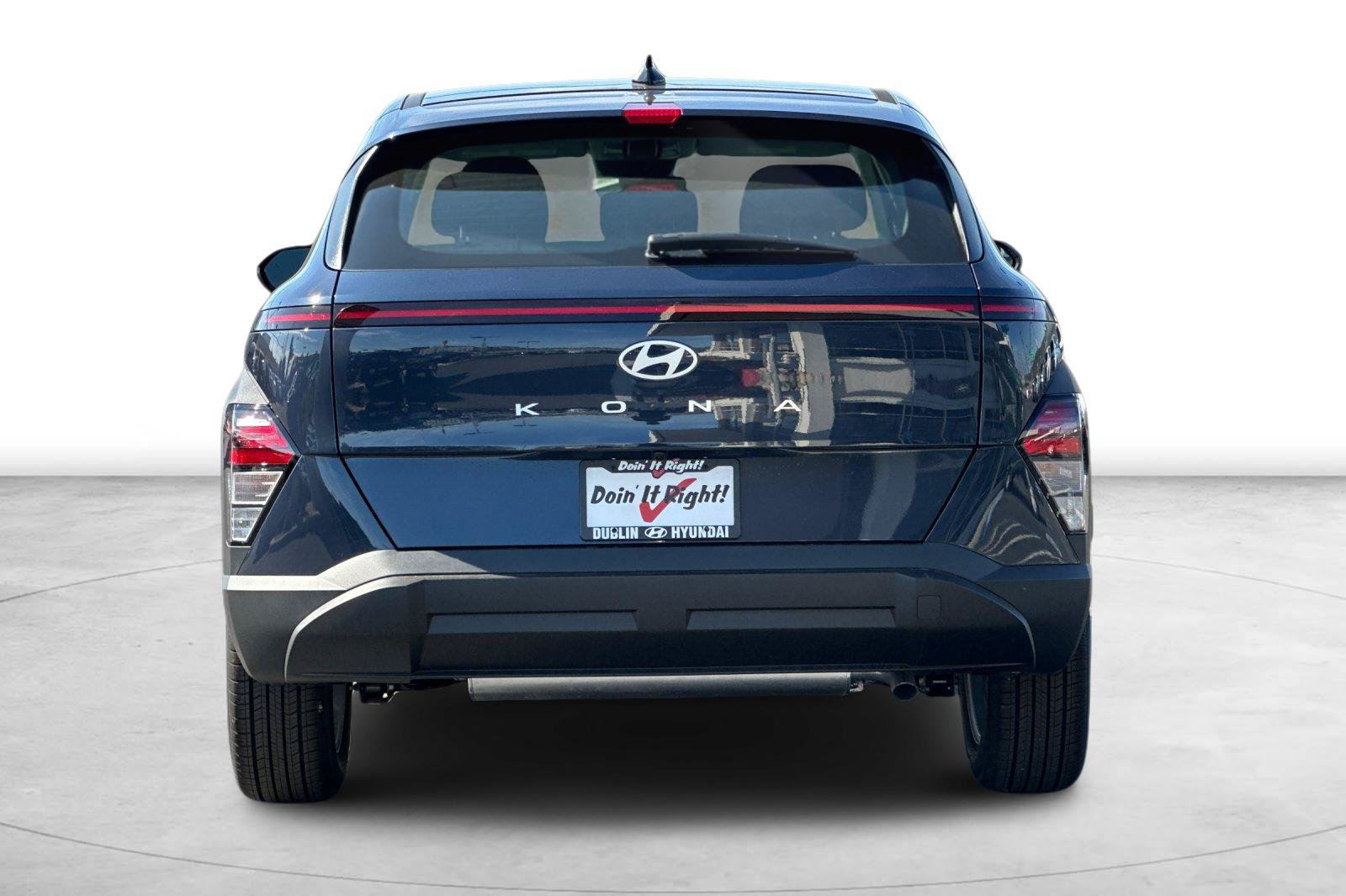 New 2027 Hyundai Kona SE FWD image 5