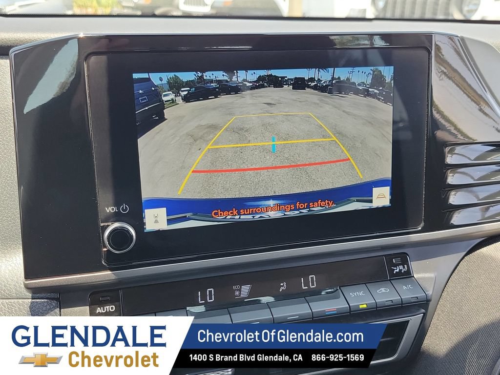 Used 2025 Toyota Camry LE FWD image 27