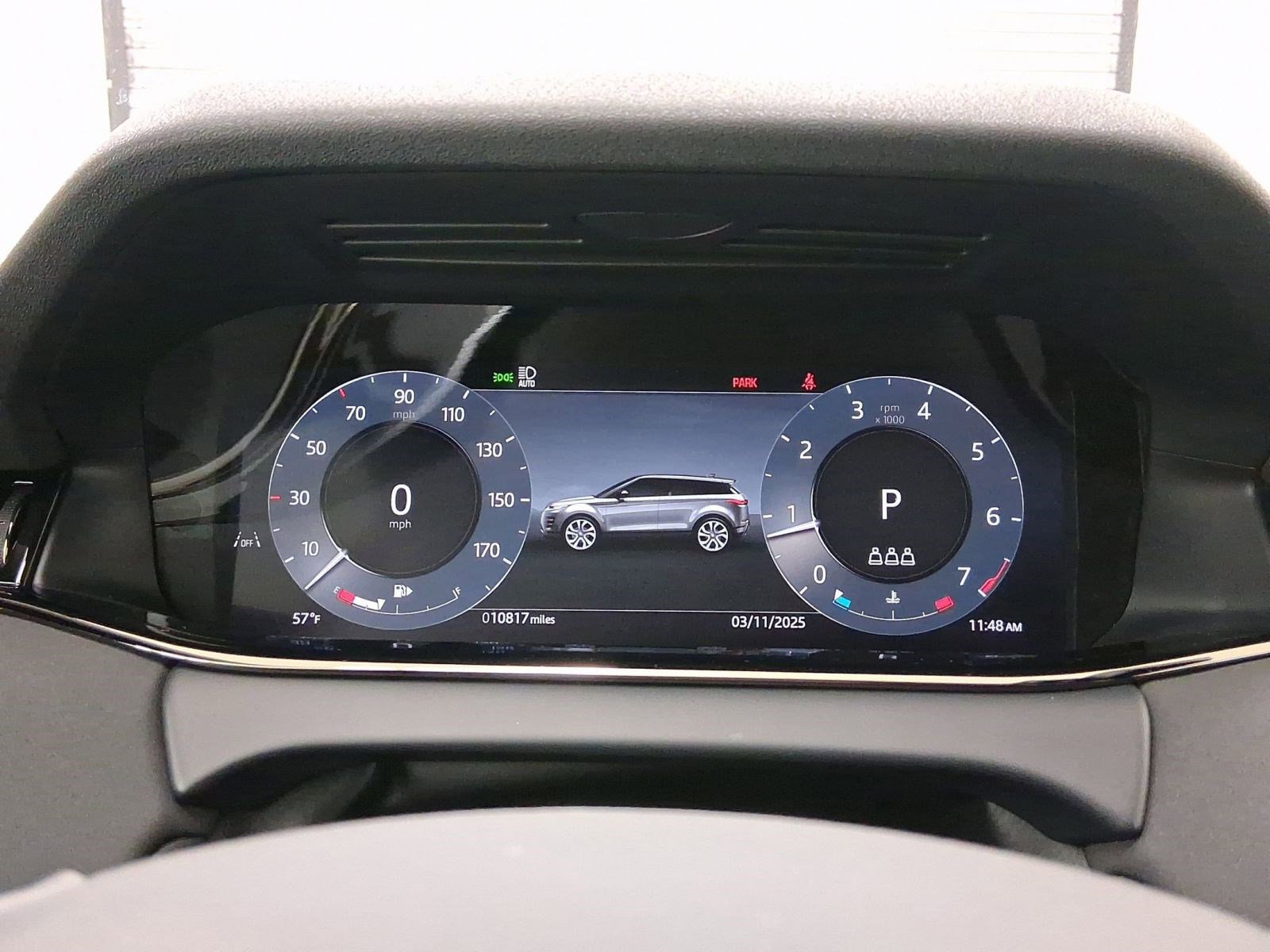 Used 2025 Land Rover Range Rover Evoque S image 18