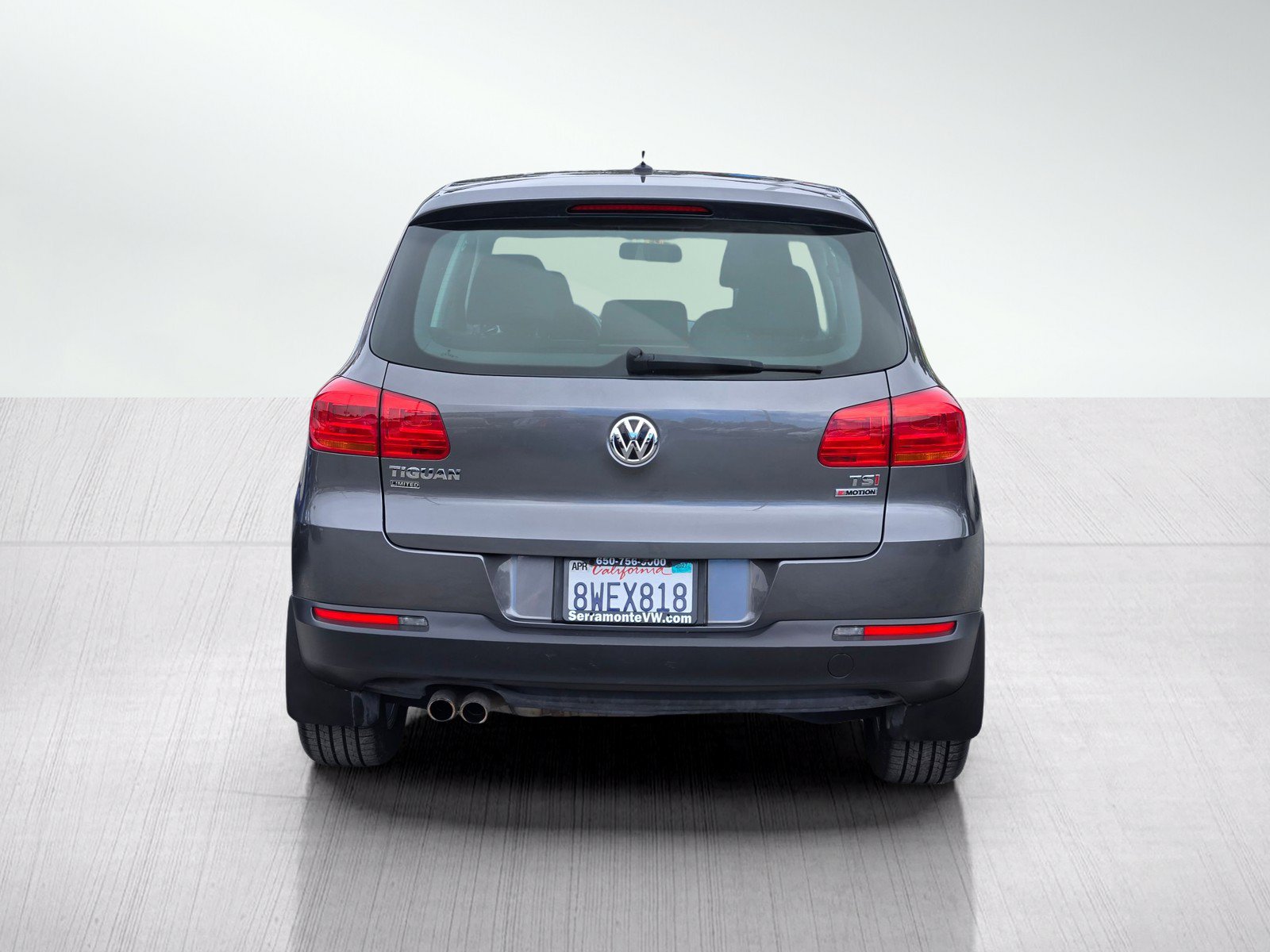 Used 2017 Volkswagen Tiguan Limited w/ Alloy Wheels Package AWD/4WD image 5