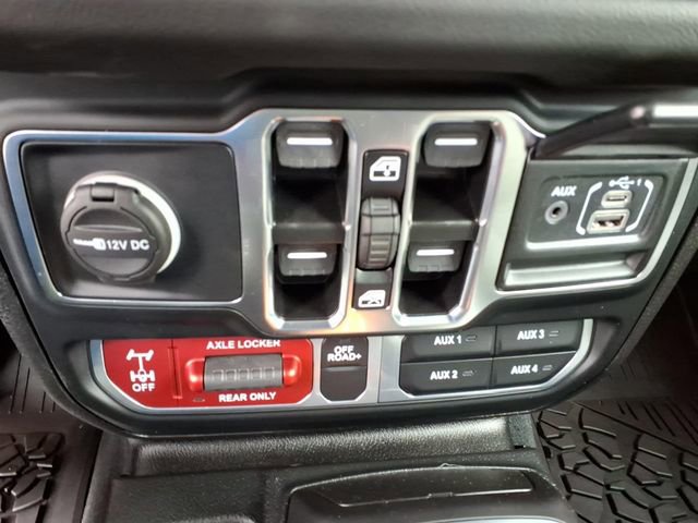 Certified 2024 Jeep Gladiator Mojave image 22