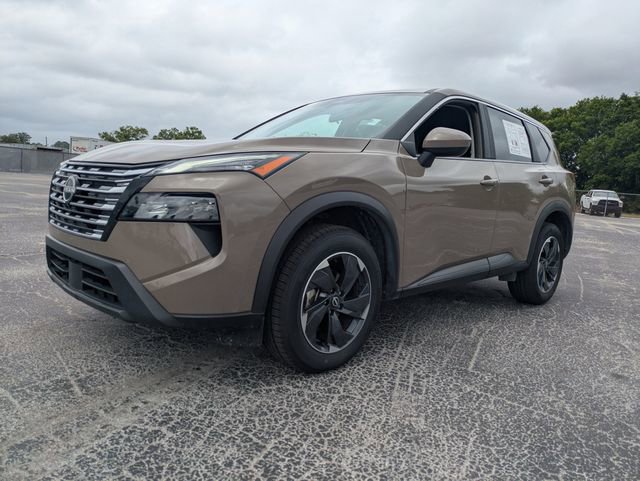 Used 2025 Nissan Rogue SV image 9