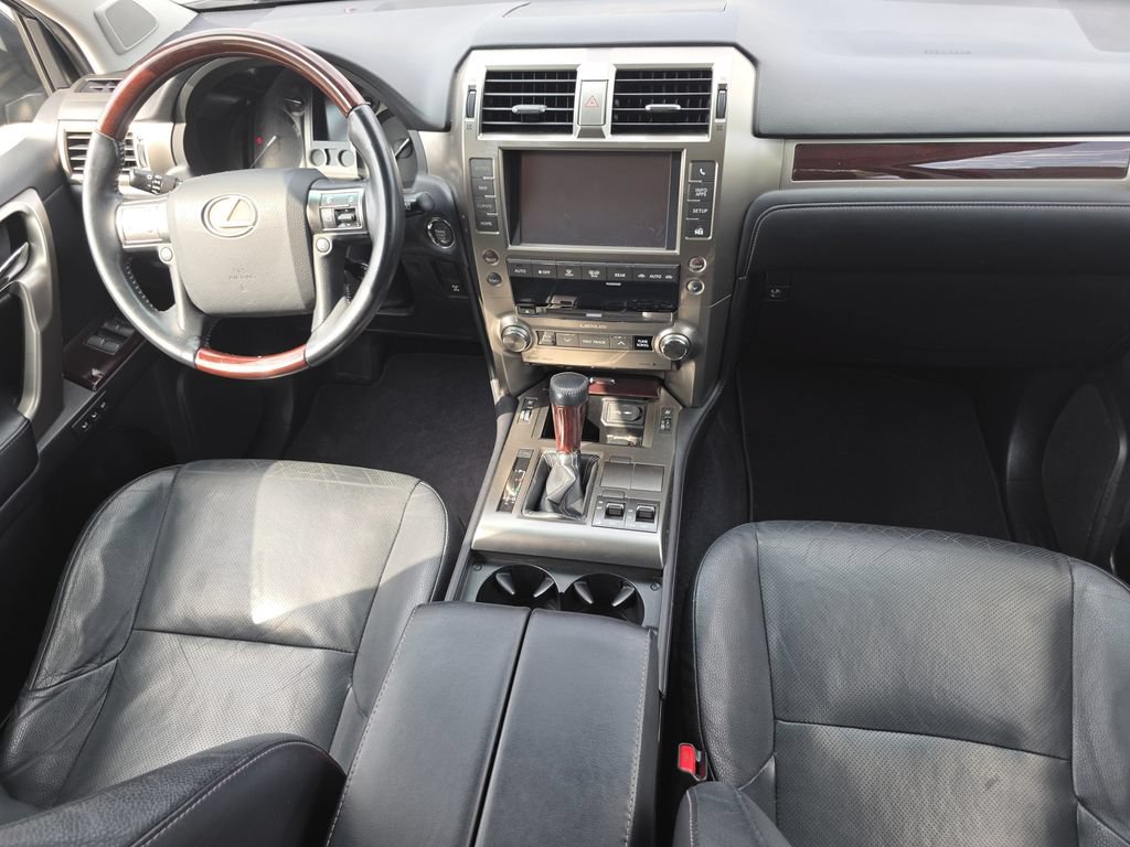 Used 2014 Lexus GX 460 w/ Premium Package AWD/4WD image 21