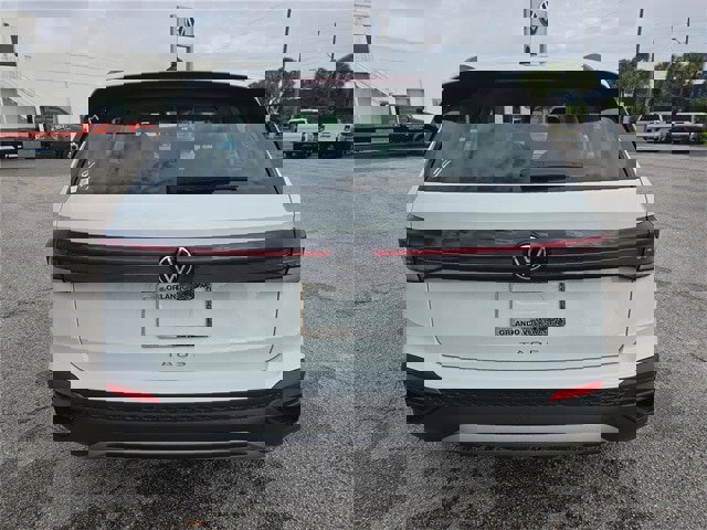New 2025 Volkswagen Taos S image 4
