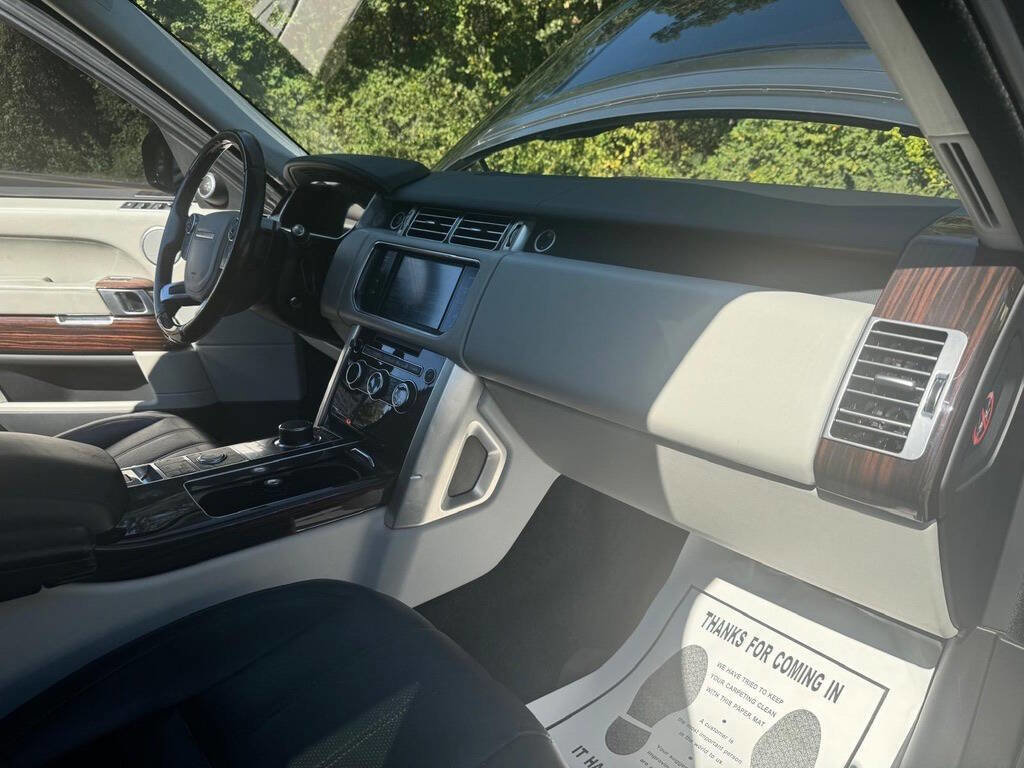 Used 2015 Land Rover Range Rover Supercharged image 26
