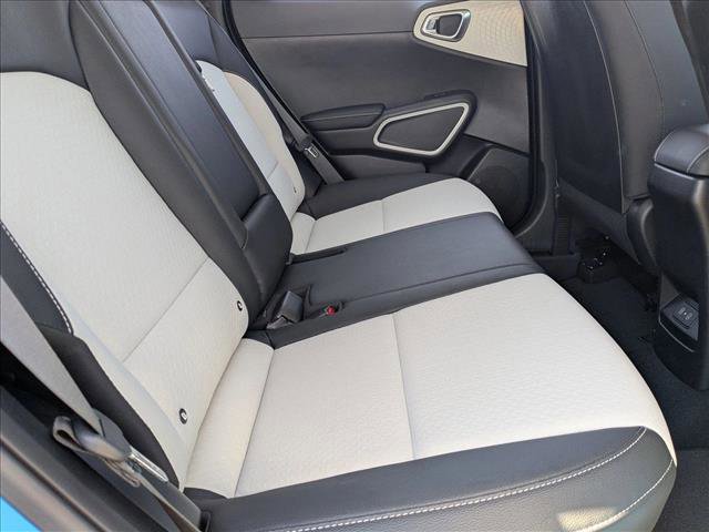 Used 2023 Kia Soul GT-Line image 19