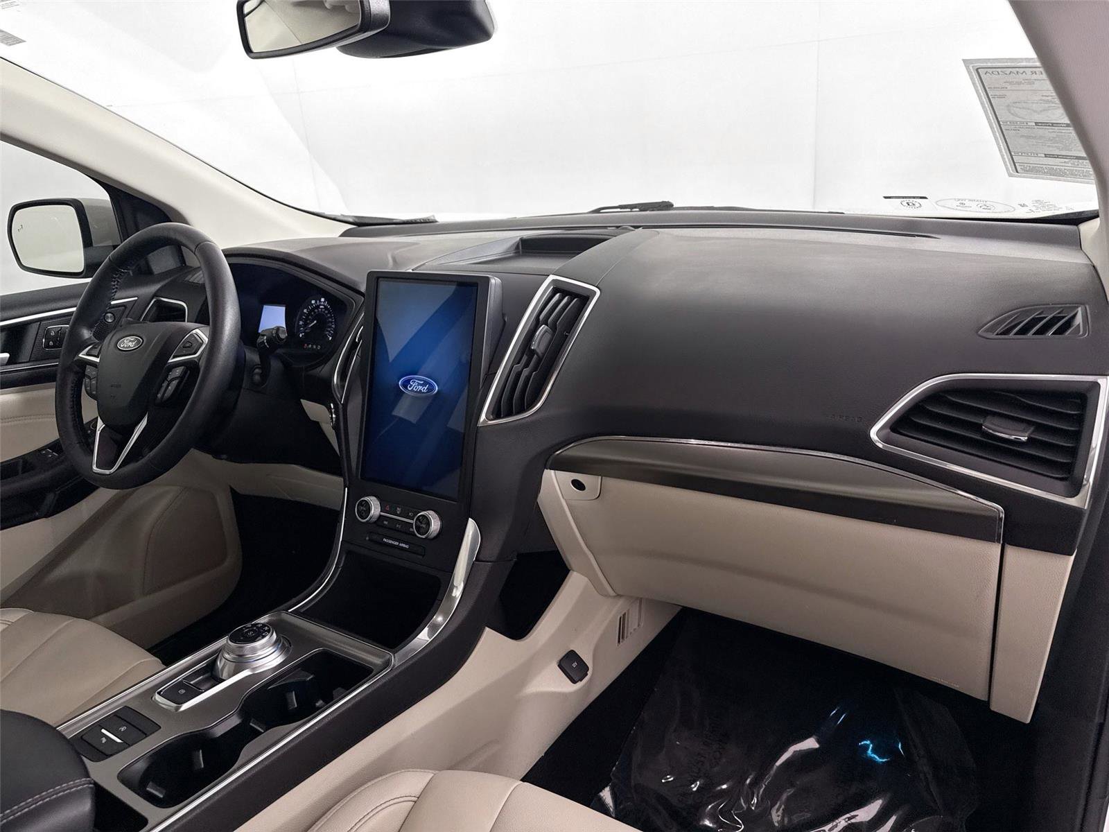 Used 2022 Ford Edge Titanium AWD/4WD image 45