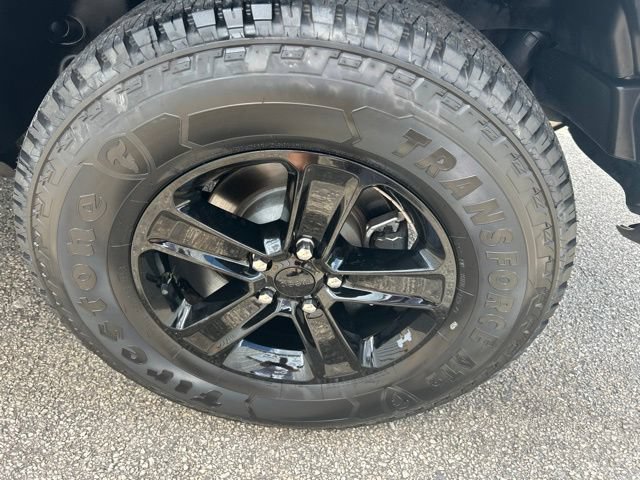 Used 2023 Jeep Wrangler Unlimited Sahara AWD/4WD image 12