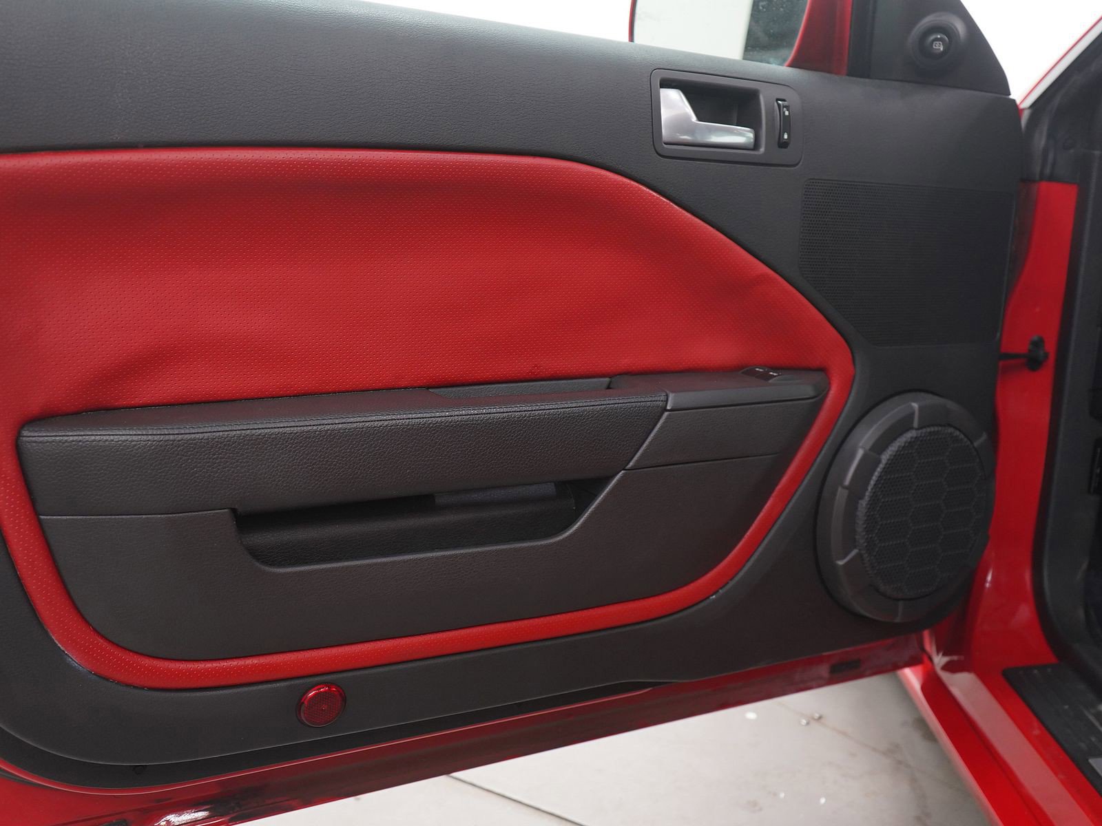 Used 2009 Ford Mustang Shelby GT500 image 15