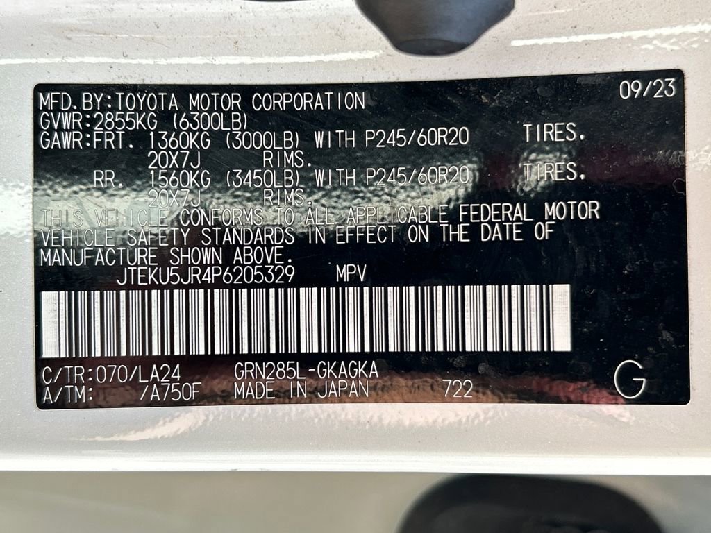 Used 2023 Toyota 4Runner Limited image 34