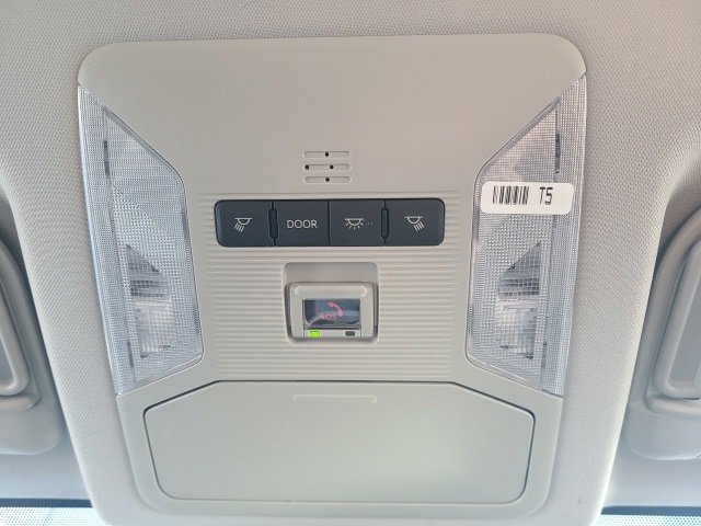 Used 2024 Toyota RAV4 Adventure image 29