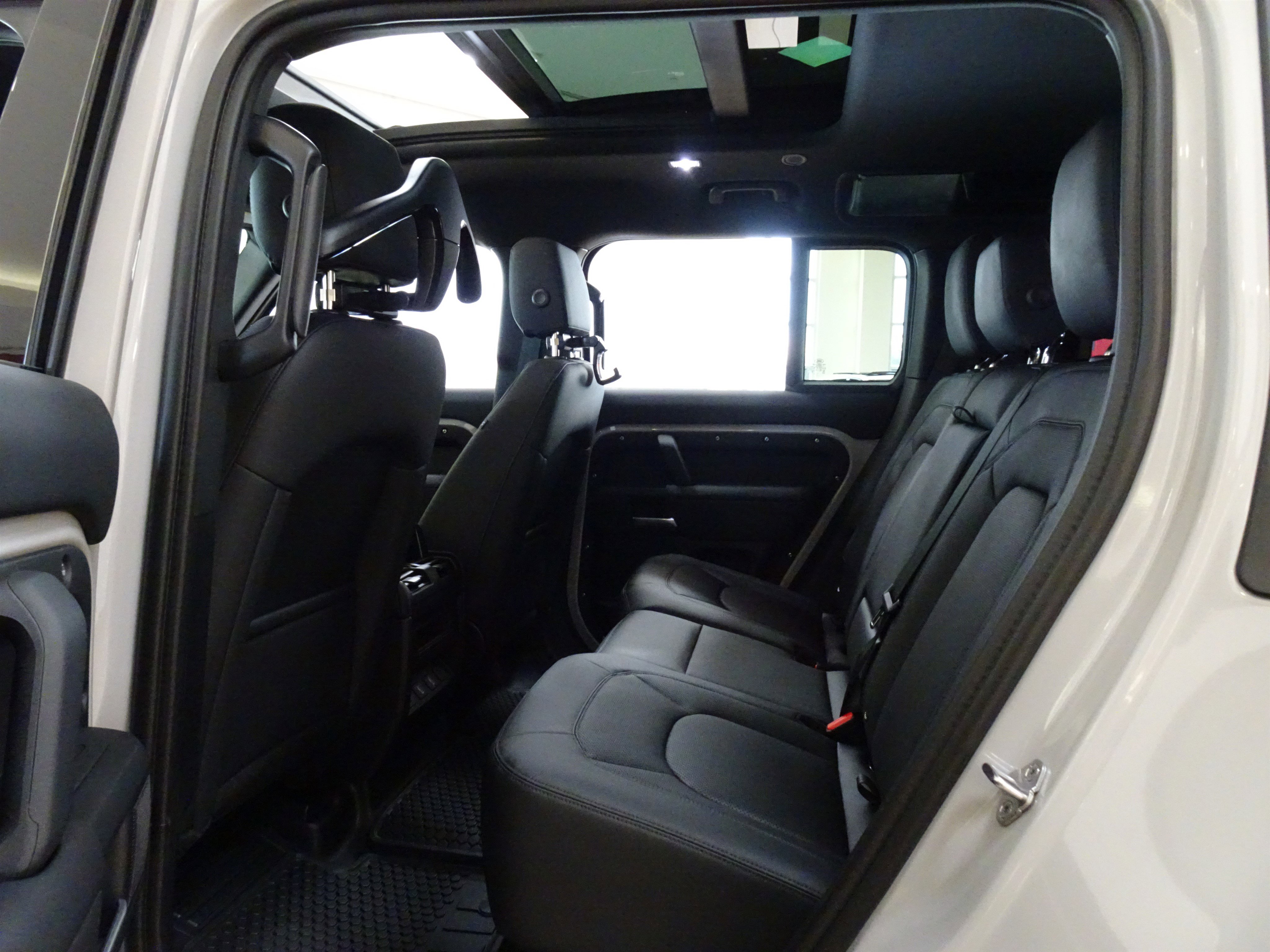 New 2026 Land Rover Defender 110 S image 23