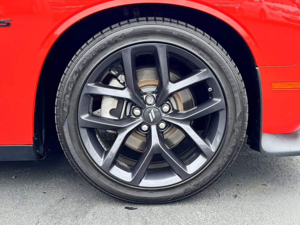Used 2023 Dodge Challenger R/T w/ Plus Package RWD image 9