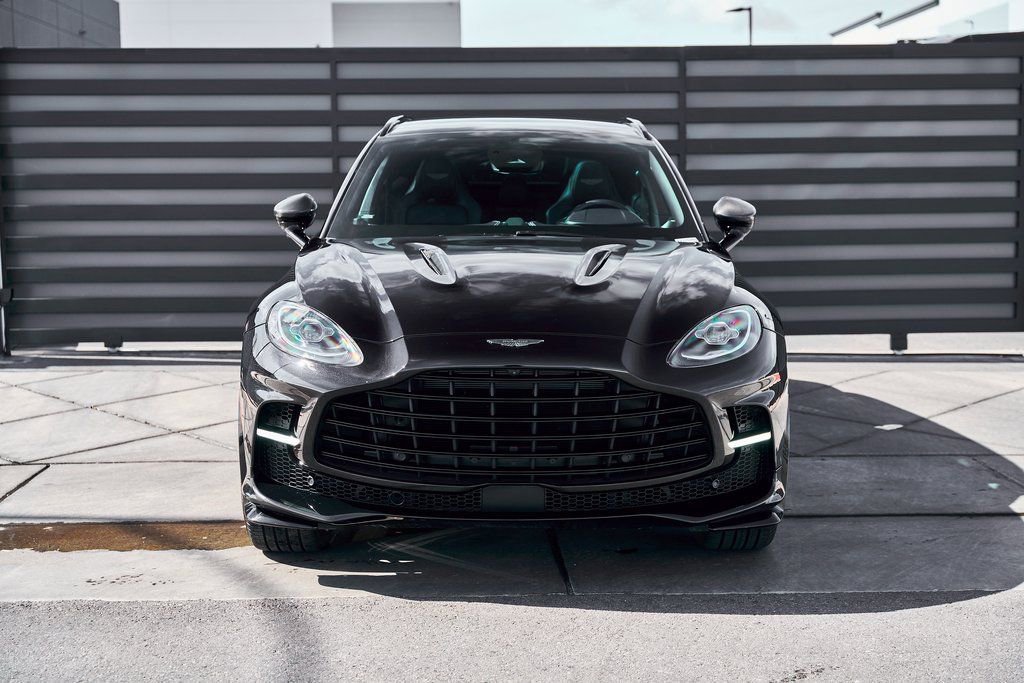 Used 2025 Aston Martin DBX 707 image 14