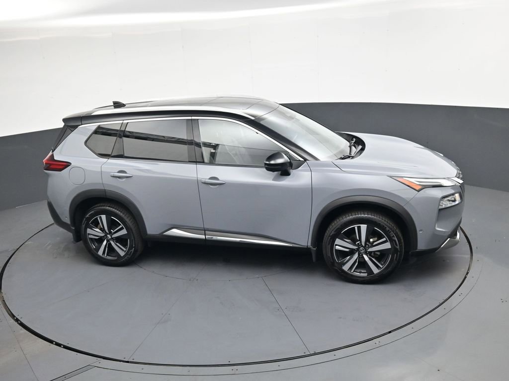 Used 2021 Nissan Rogue Platinum image 27