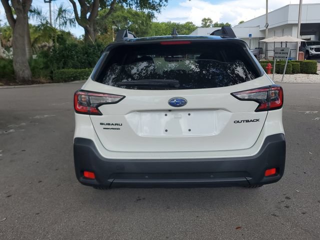 Used 2024 Subaru Outback Onyx Edition AWD/4WD image 4