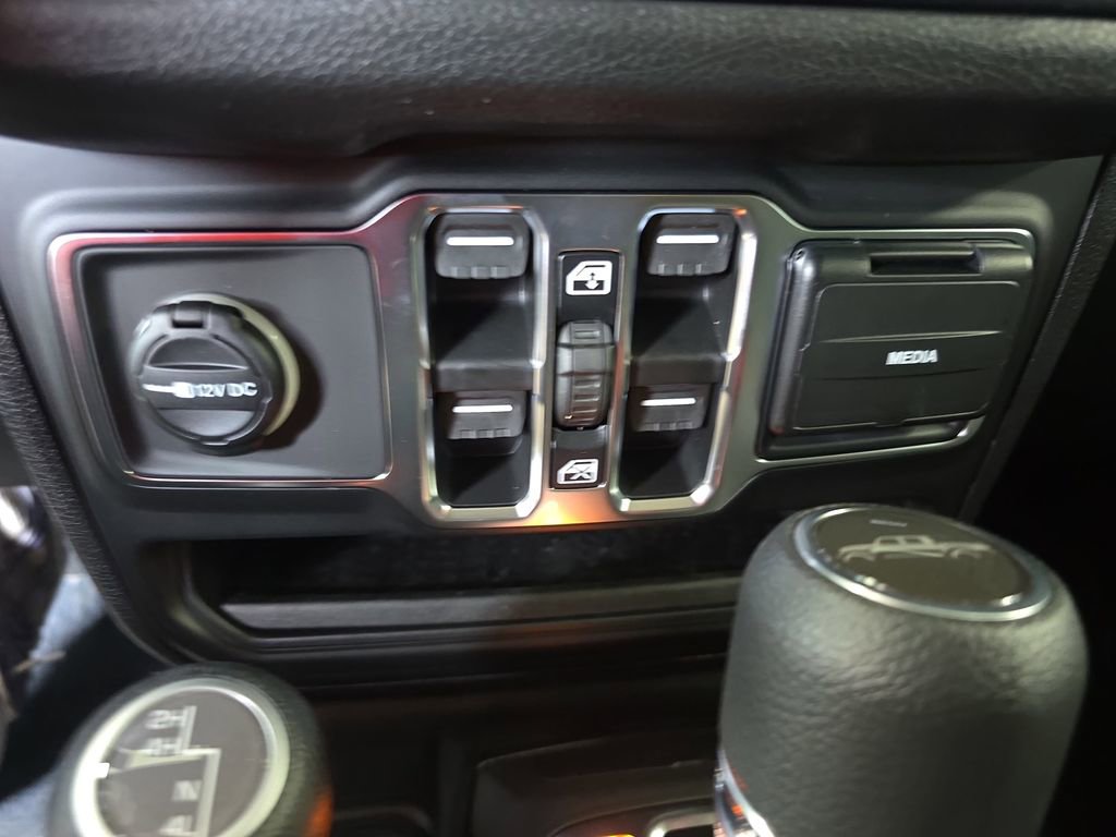 New 2026 Jeep Gladiator Sport AWD/4WD image 28