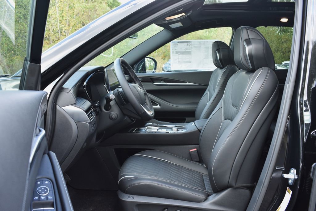 New 2026 INFINITI QX60 Autograph w/ Dark Cargo Package image 10