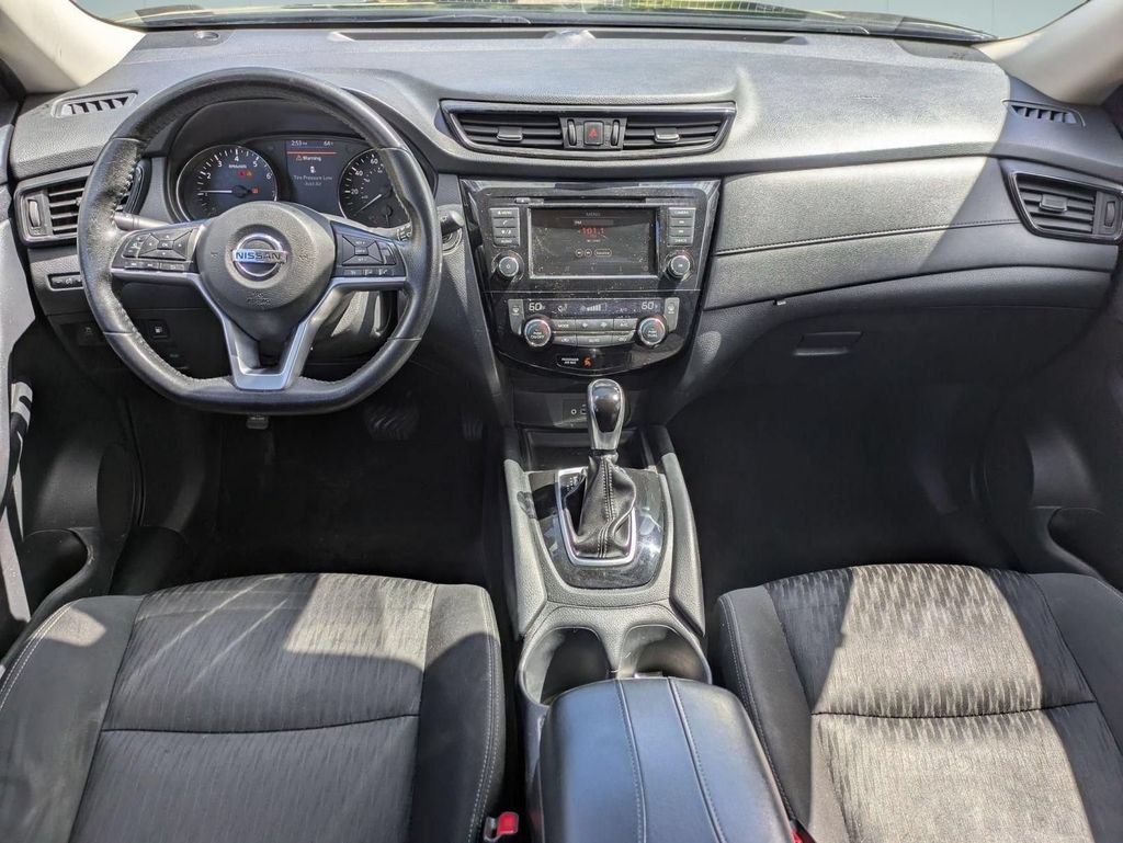 Used 2020 Nissan Rogue SV AWD/4WD image 23